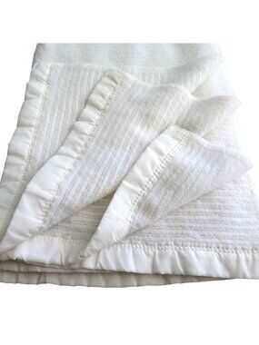 Vintage White Acrylic Blanket Satin Trim 74"x90" Made in USA Soft Textured Desig